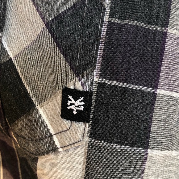 Zoo York- Excelsior Button Down Shirt - Picture 4 of 9